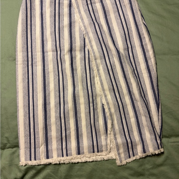 NWOT Moon River Midi Blue Stipe Skirt with Slit Sz M - Picture 1 of 8